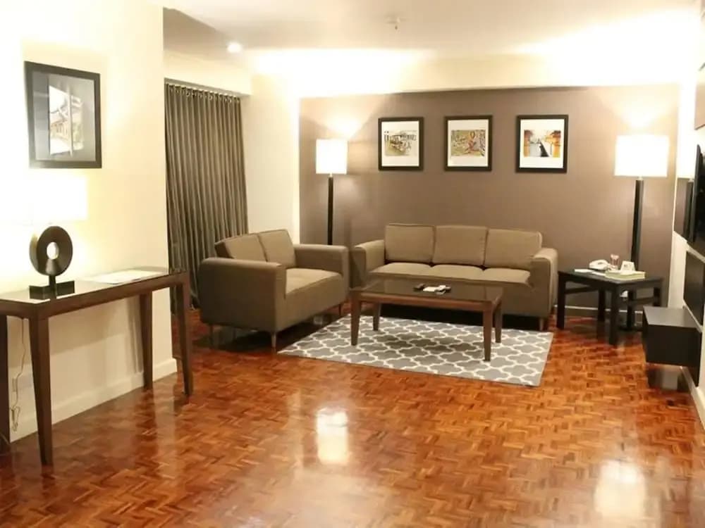 3 Bedrooms Suite with balcony