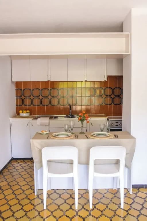 1 Bedroom Apartment with balcony