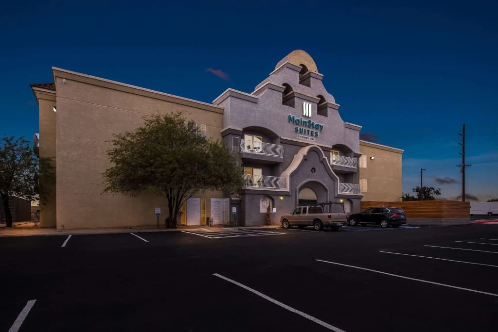 Hotel photo 1