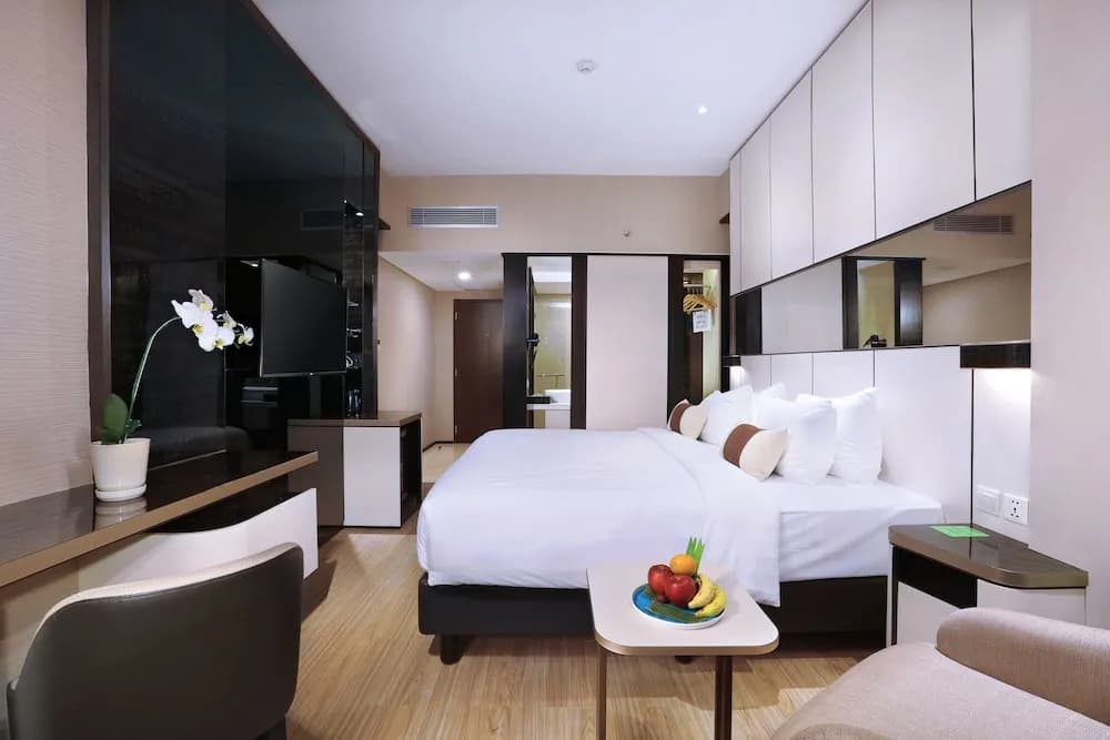 Premier room