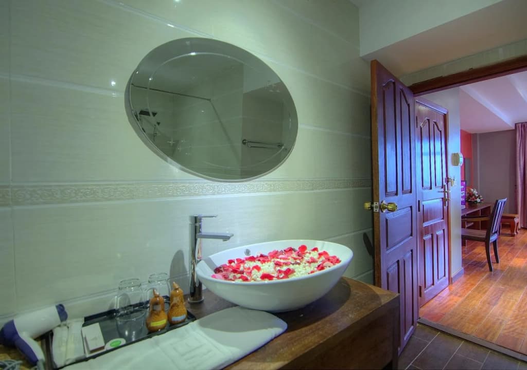 Hotel photo 12