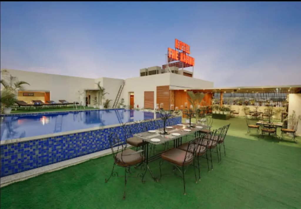 Hotel photo 1