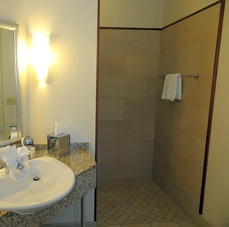 Grand Double room full double bed