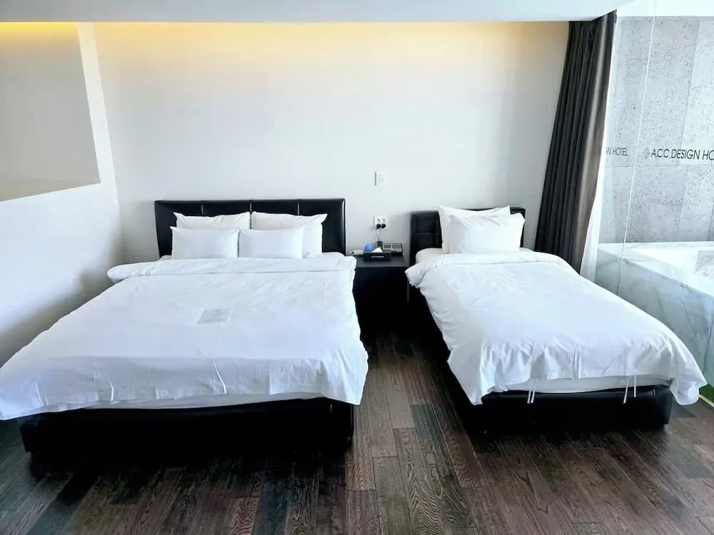 Double Suite with balcony twin beds
