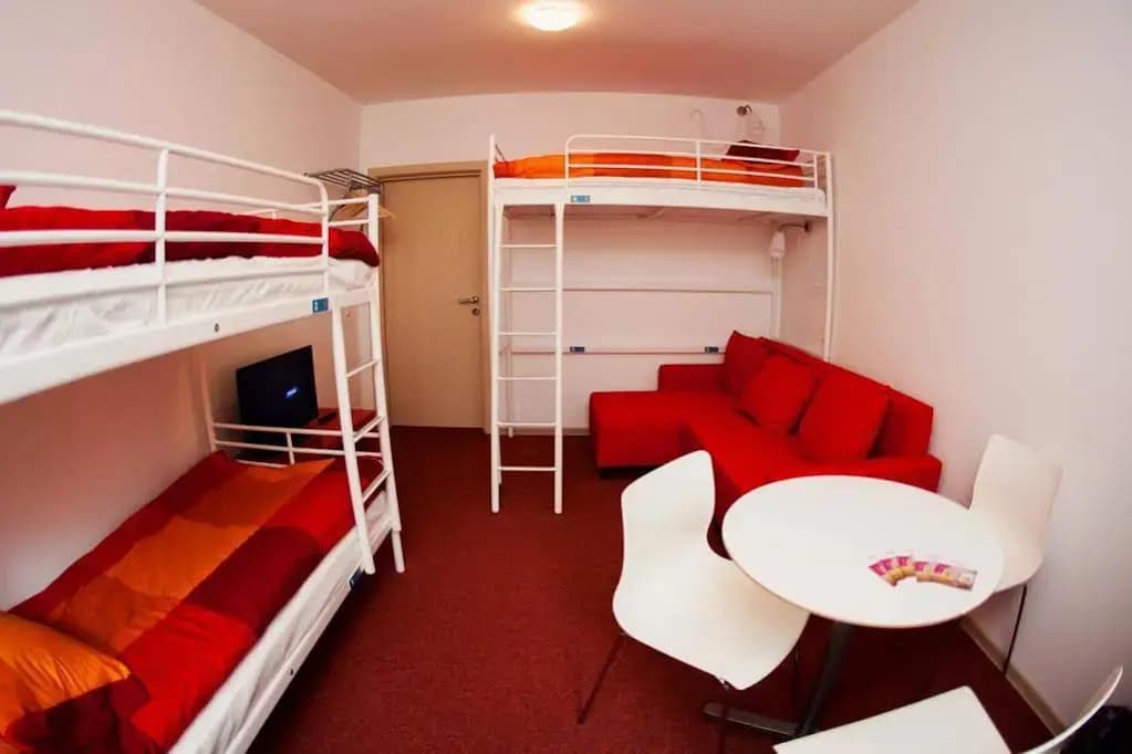 Hotel photo 1