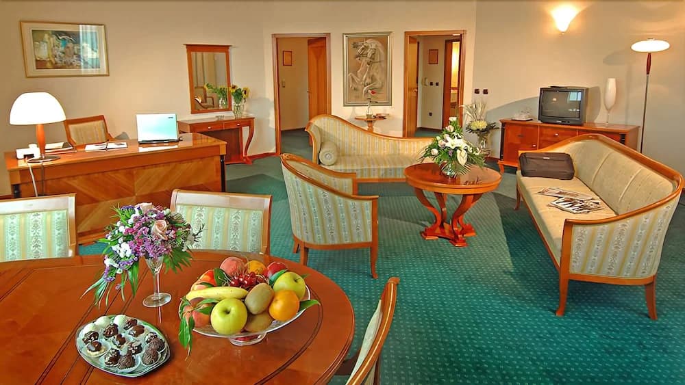Hotel photo 9