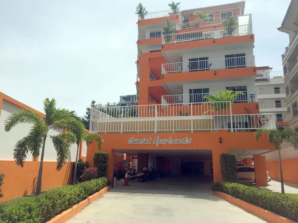 Hotel photo 1