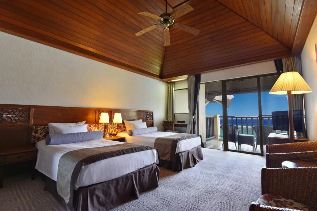 Deluxe room oceanfront