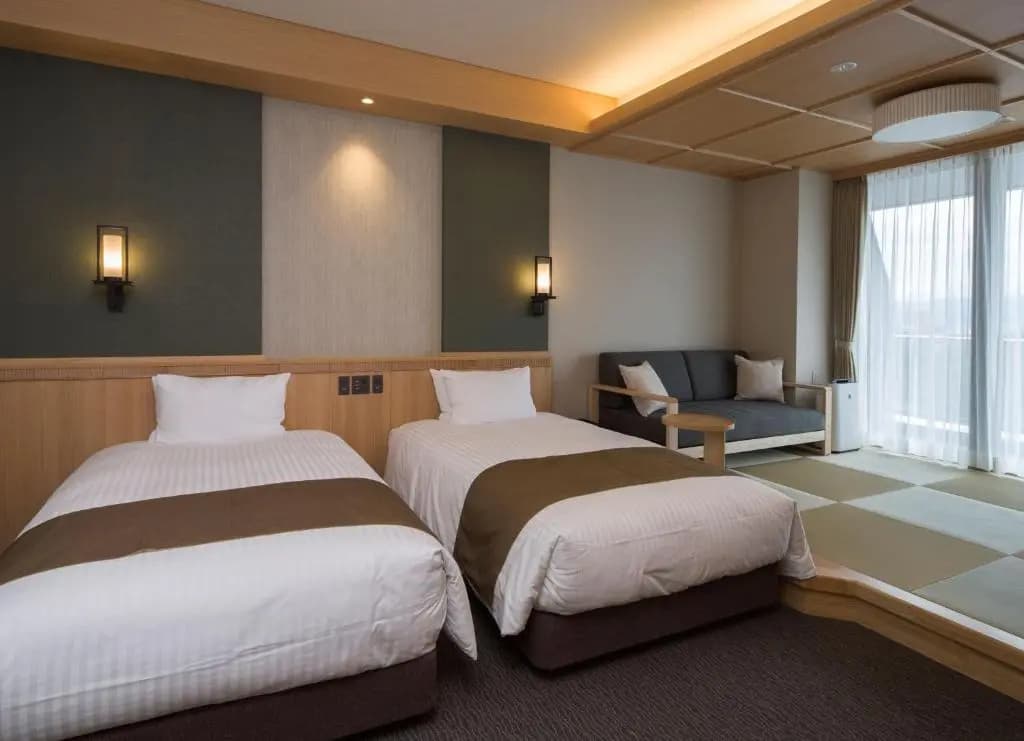 Superior Double room with city view twin beds