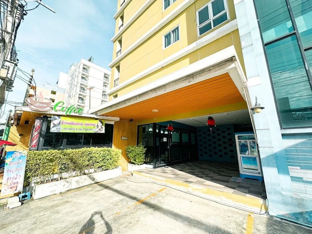 Hotel photo 1