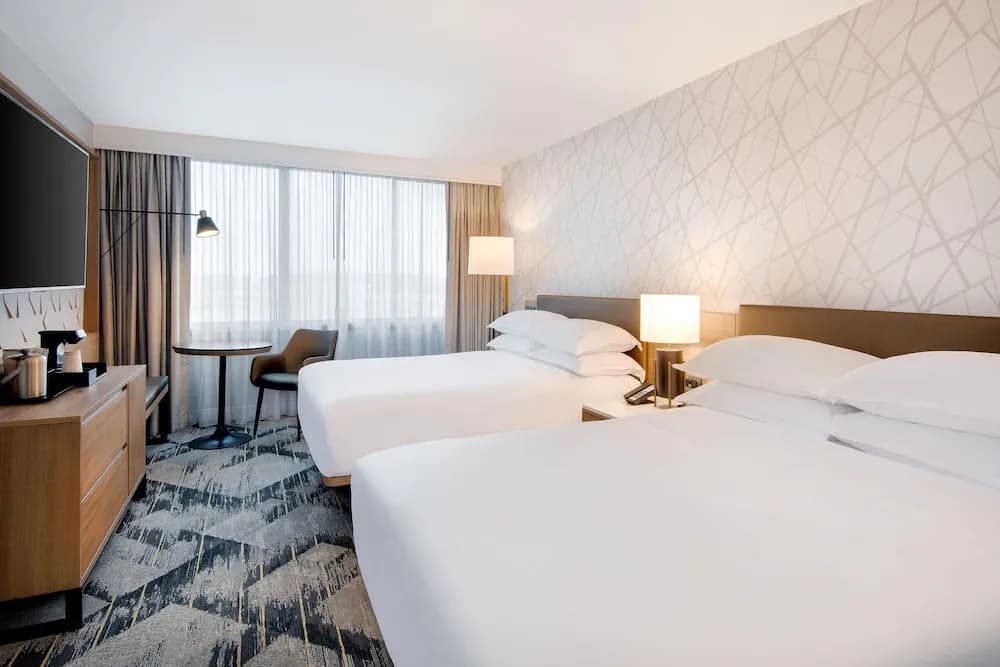 Standard Quadruple Club room