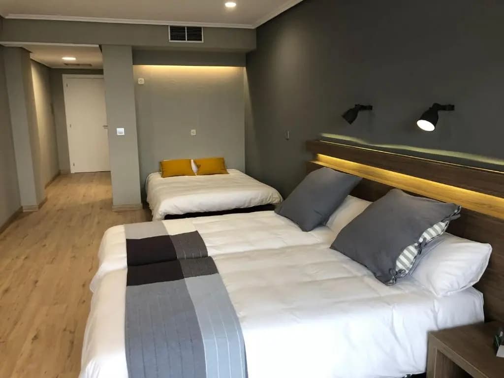 Standard Quadruple room with sea view