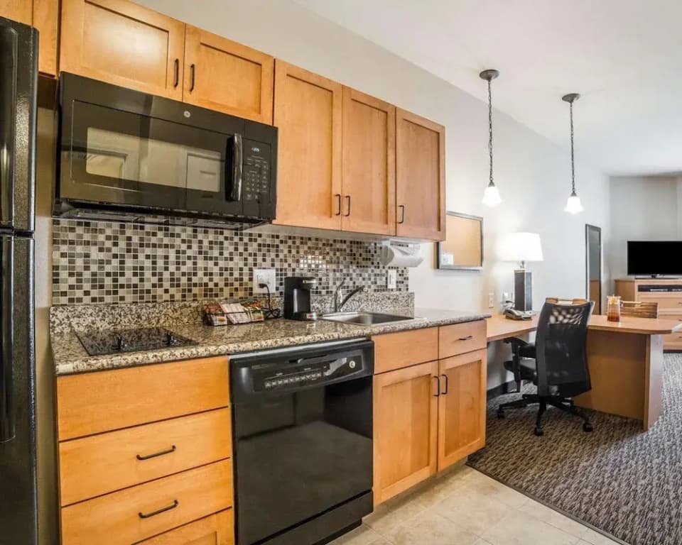 Quadruple Suite