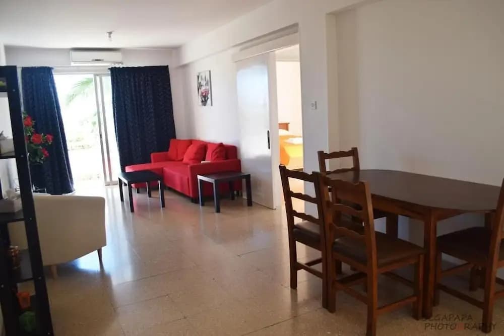 Family Apartment with balcony