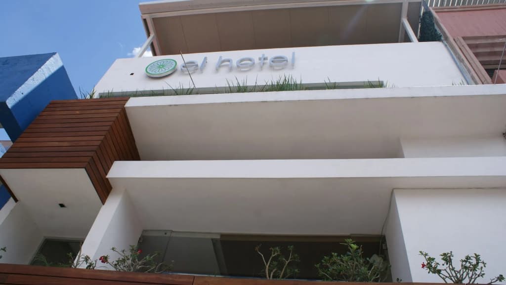 Hotel photo 1