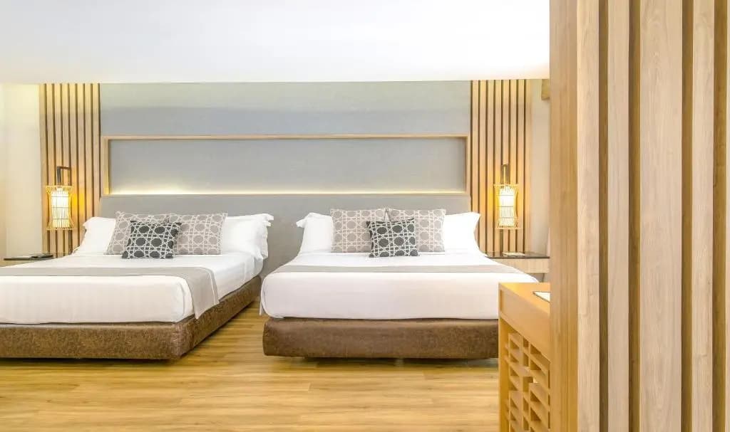 Family Pool Access room