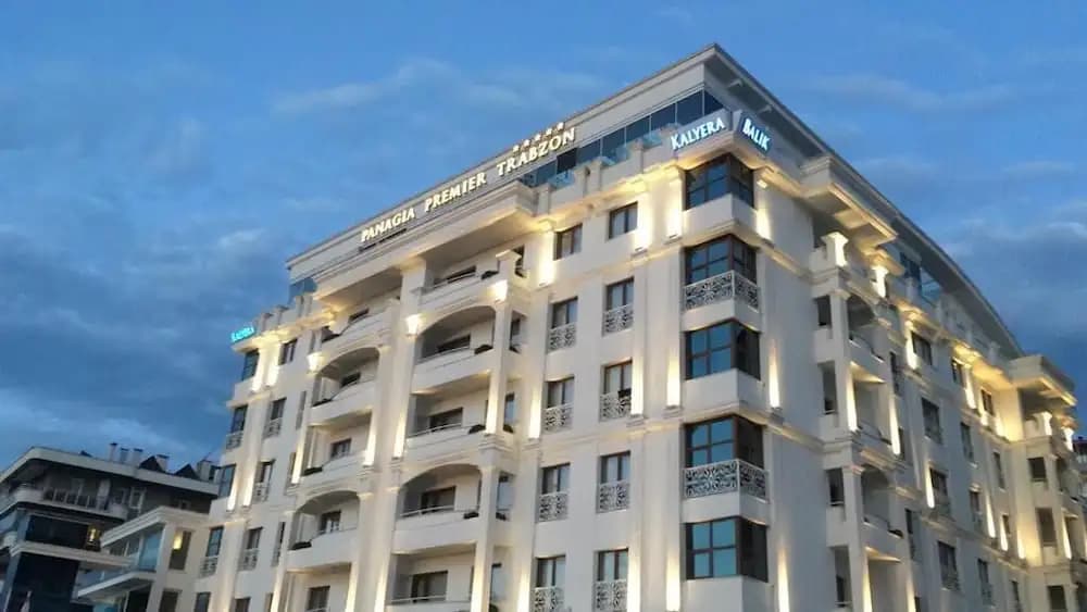 Hotel photo 1