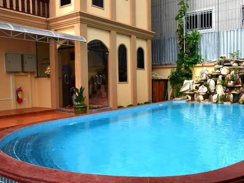 Hotel photo 1