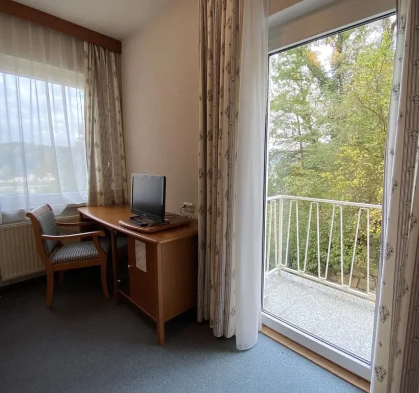 Comfort room