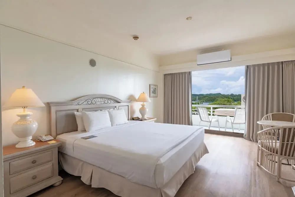 Deluxe room with balcony