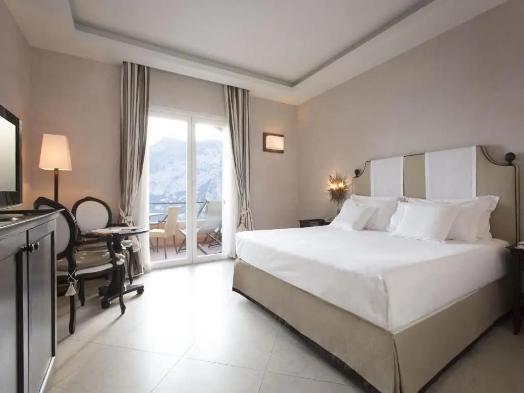 Superior Double room full double bed