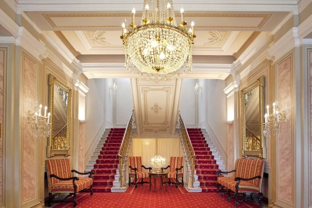 Hotel photo 12