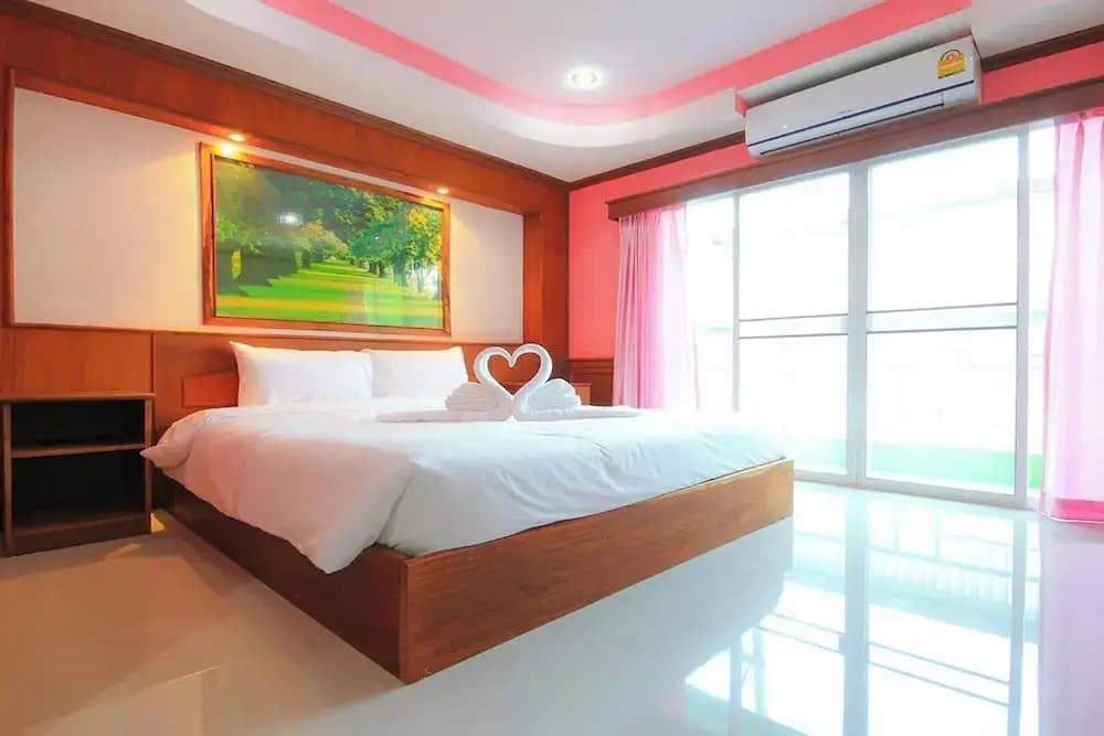 Standard Double room with balcony full double bed
