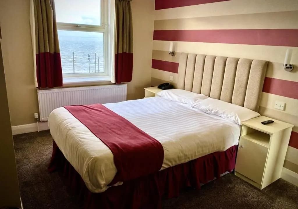 Standard Double room with sea view full double bed