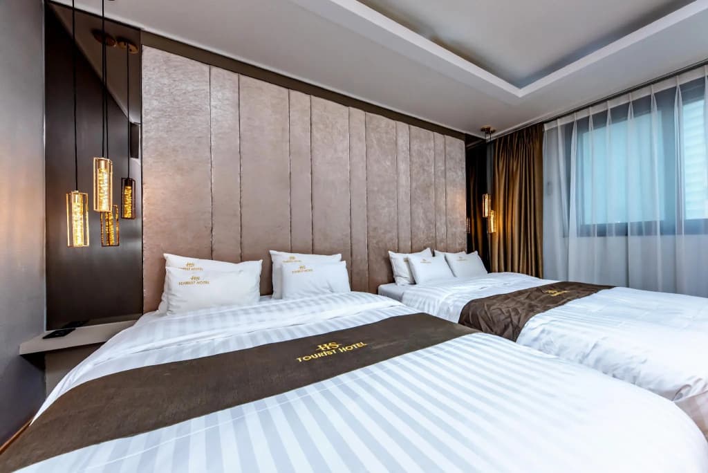 Deluxe Double room twin beds