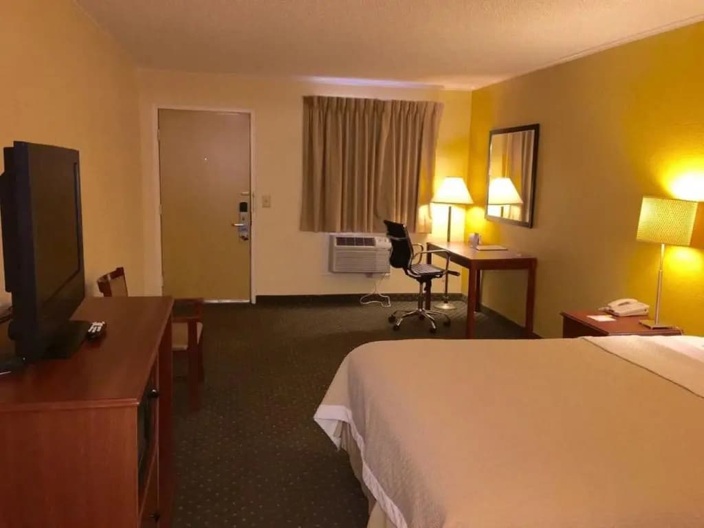 Deluxe Quadruple room