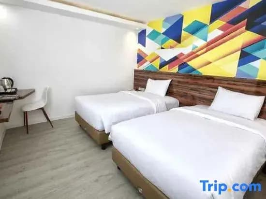 Deluxe Double room twin beds