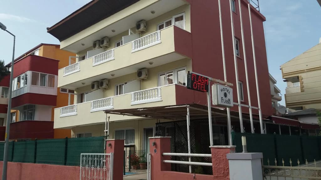 Hotel photo 1