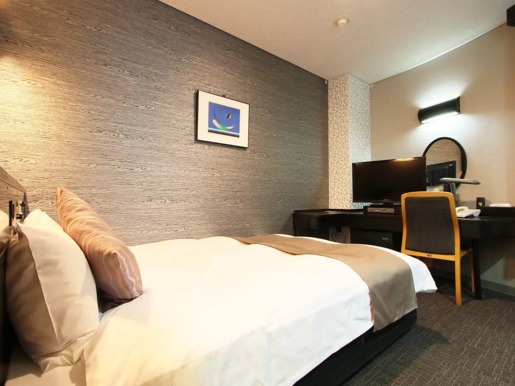 Double room full double bed