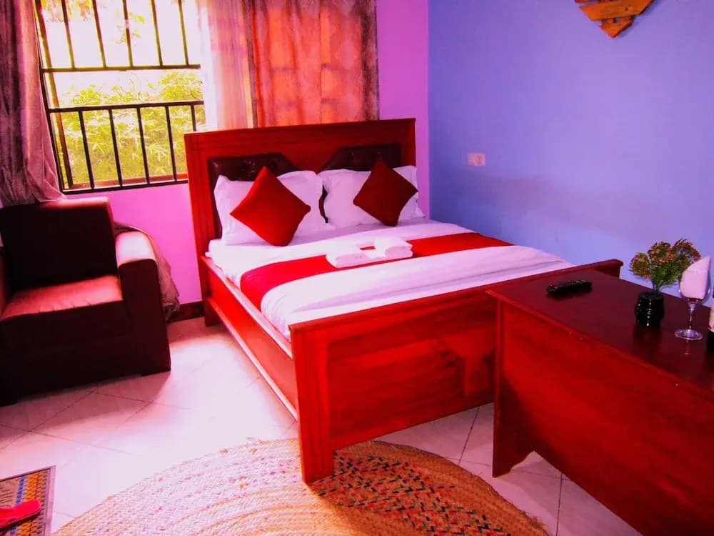 Comfort Double room with balcony and with city view full double bed