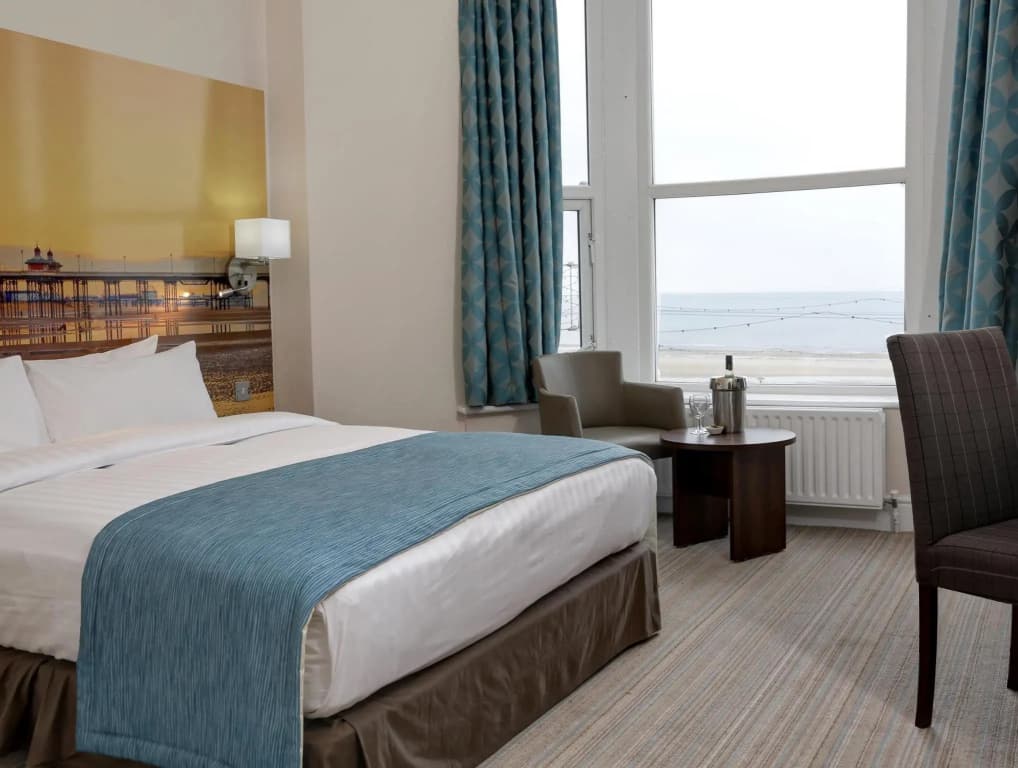 Standard Double room with sea view full double bed