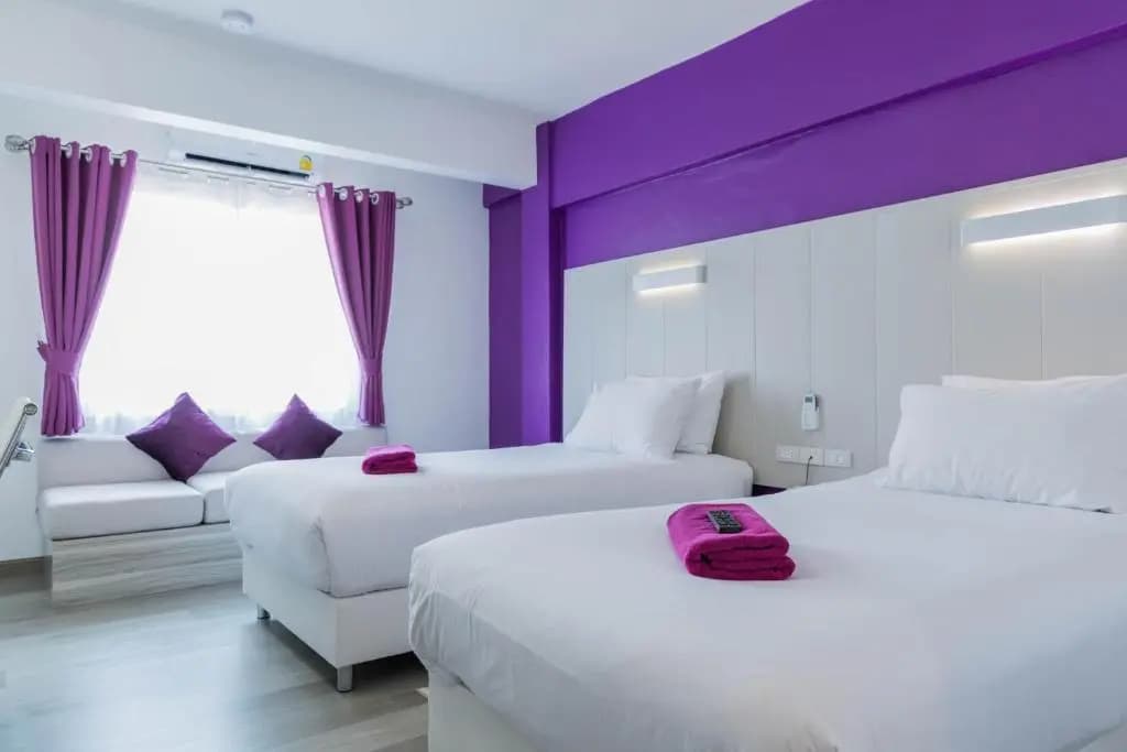 Superior South Wing Double room twin beds