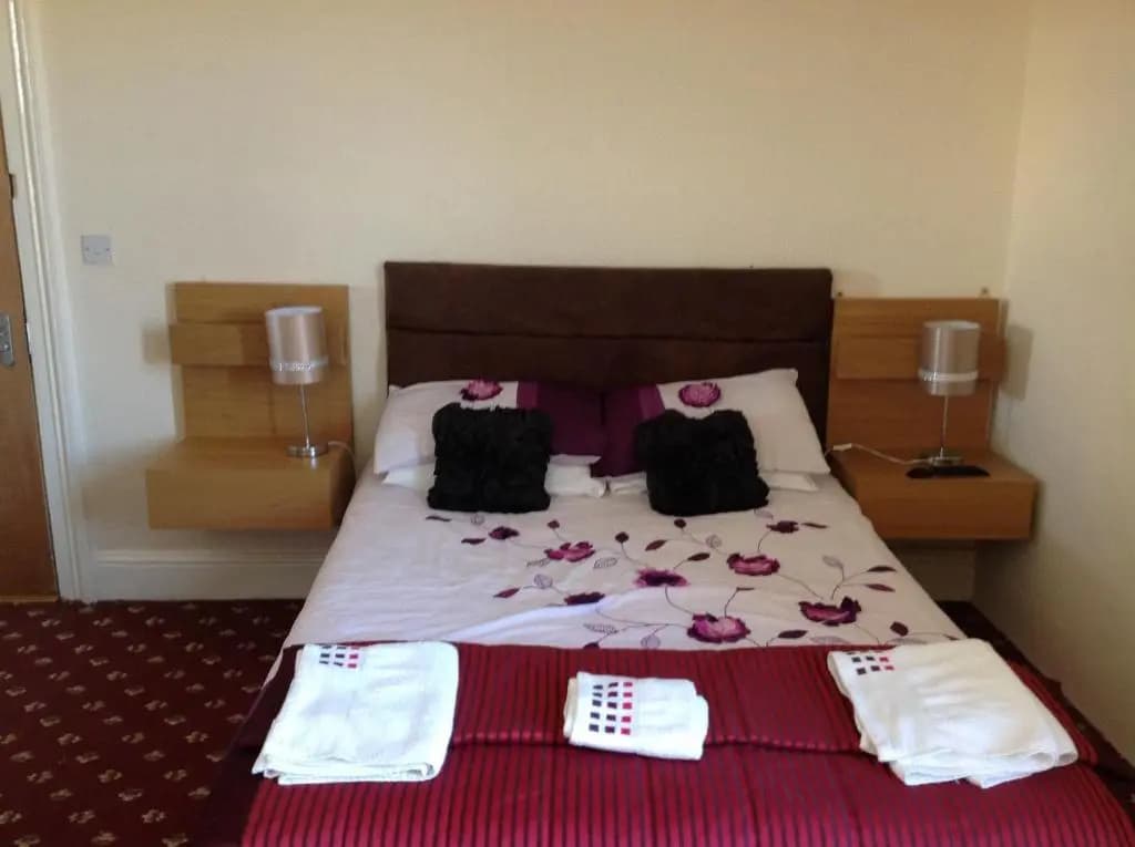 Deluxe Double room full double bed