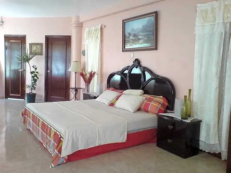 Economy room