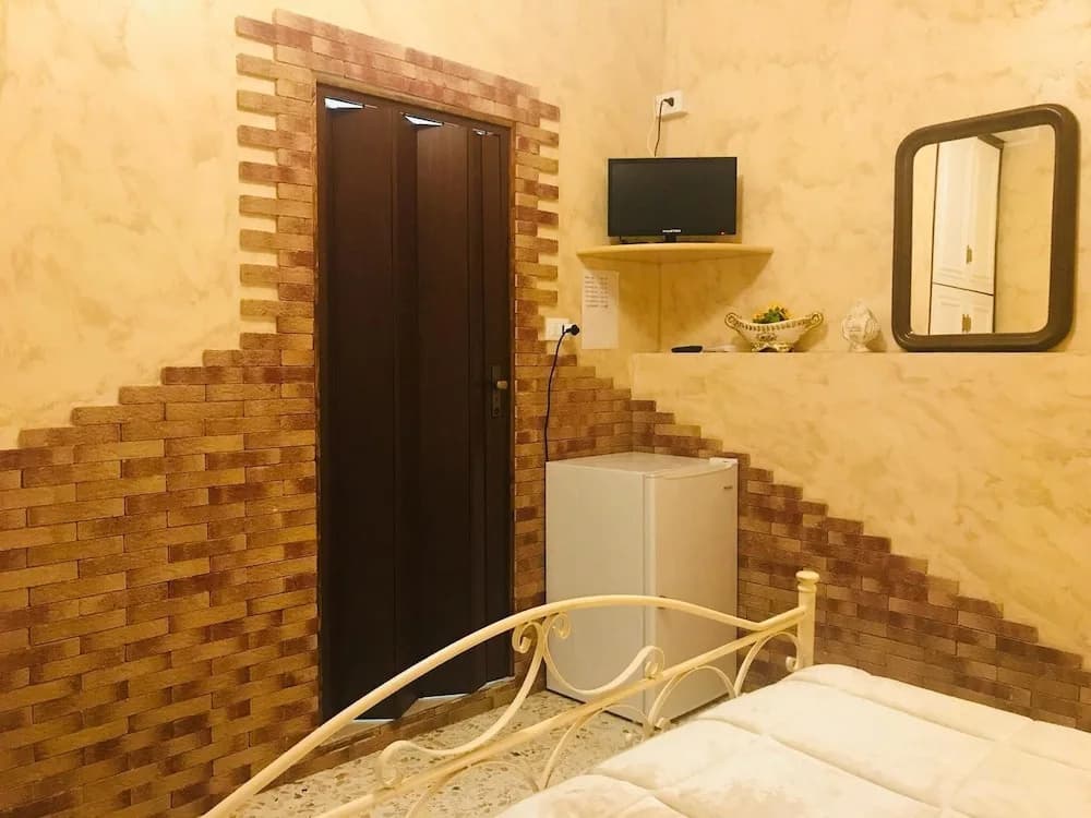 Comfort room