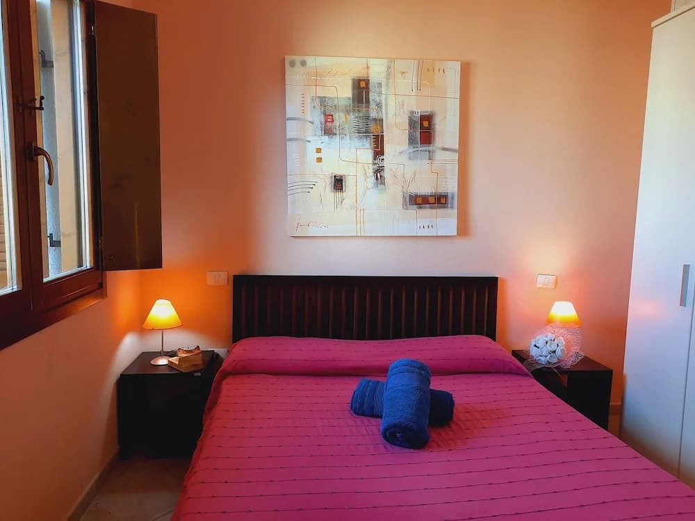 Comfort Double Studio full double bed