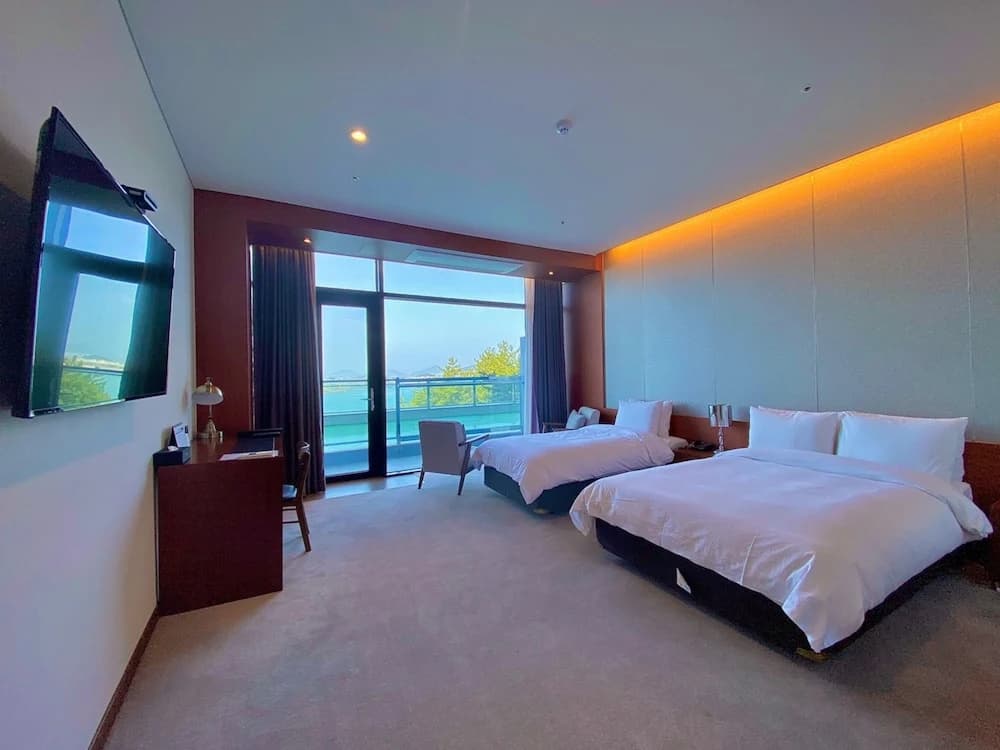 Standard Family room
