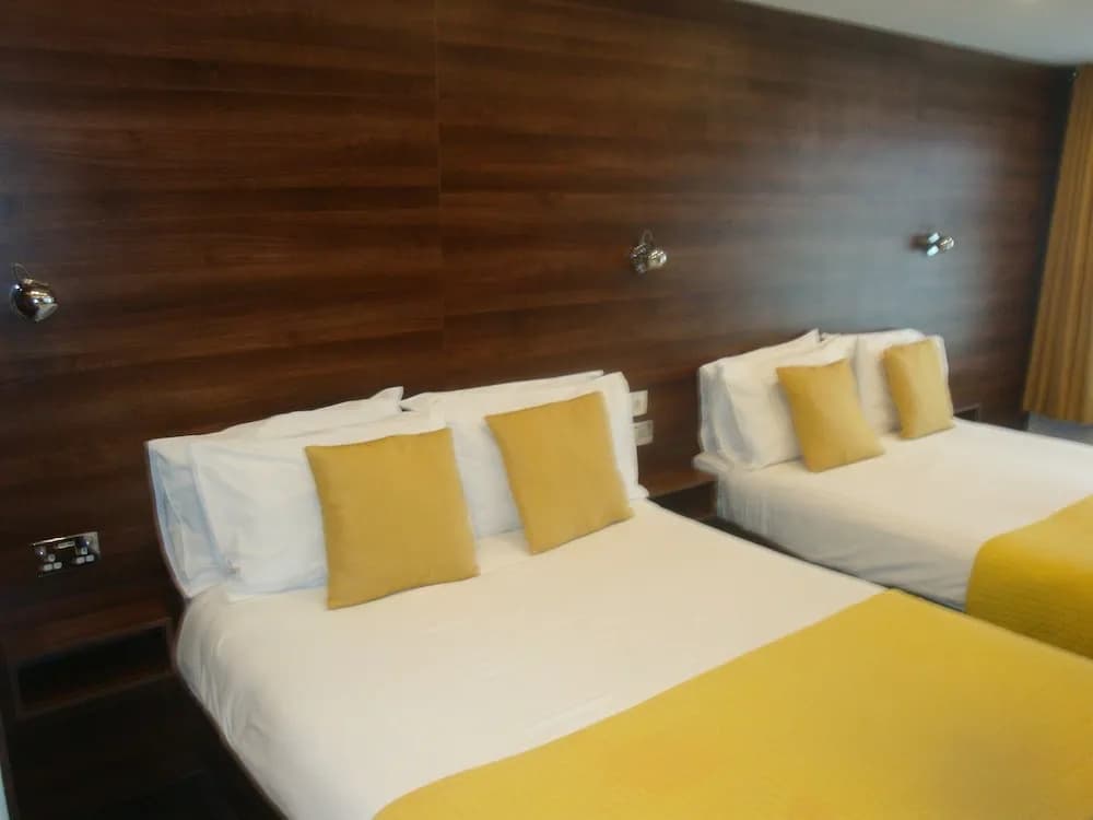 Hotel photo 1