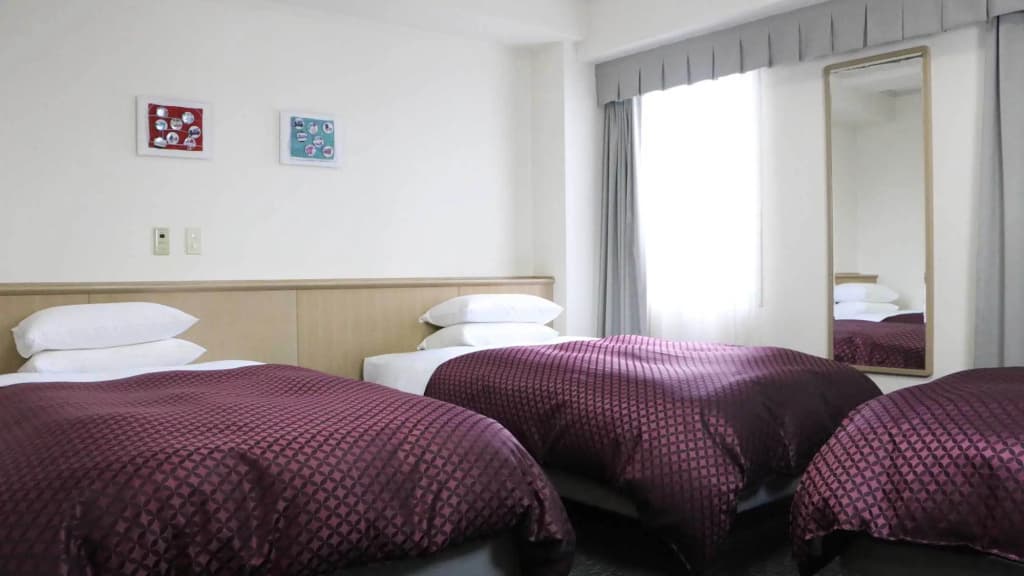 Standard Triple room