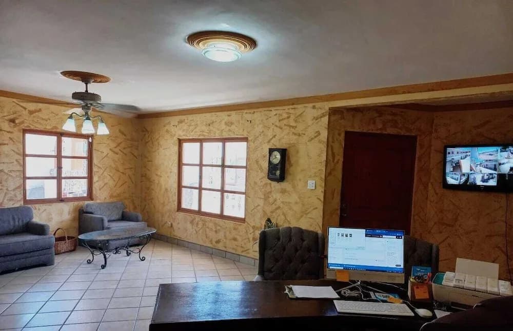 Hotel photo 12