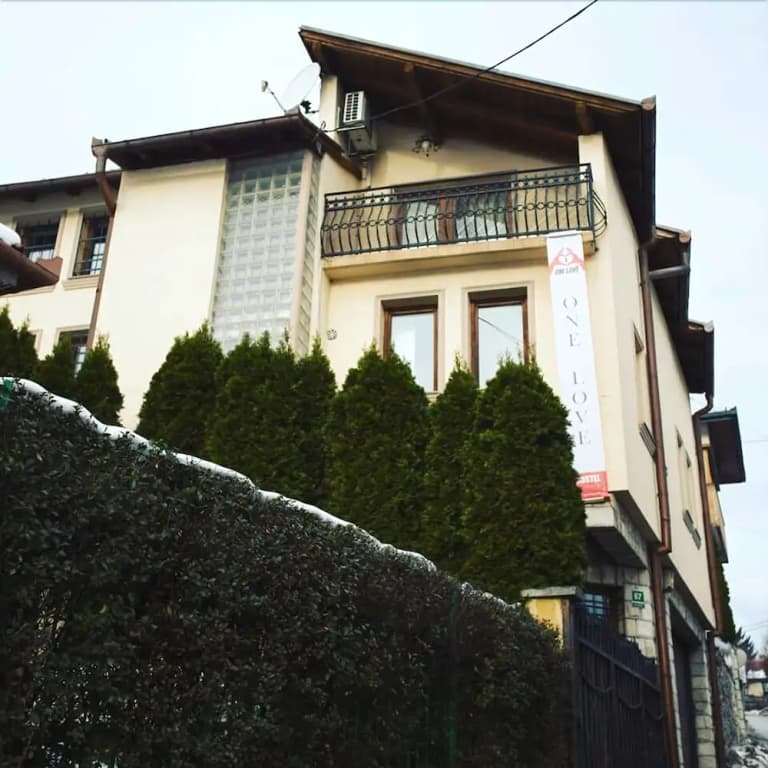 Hotel photo 1