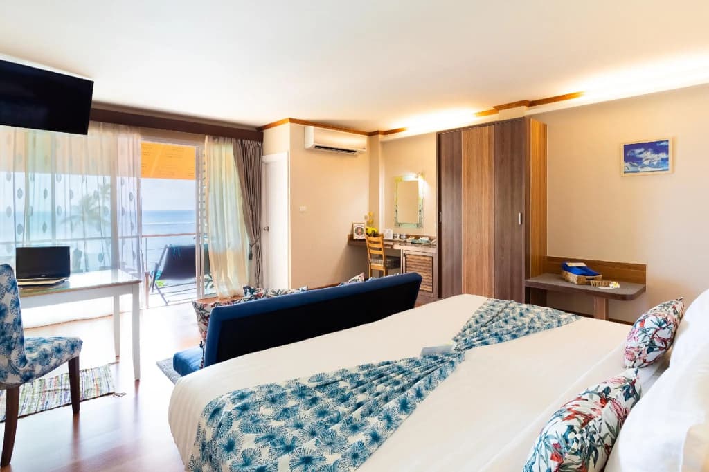 Premier room