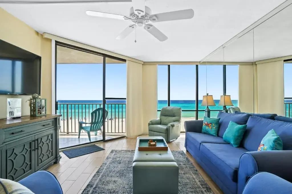 1 Bedroom Apartment with sea view