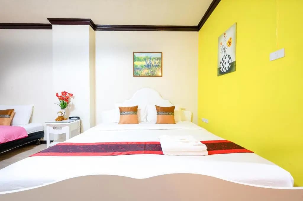 Deluxe Double room full double bed