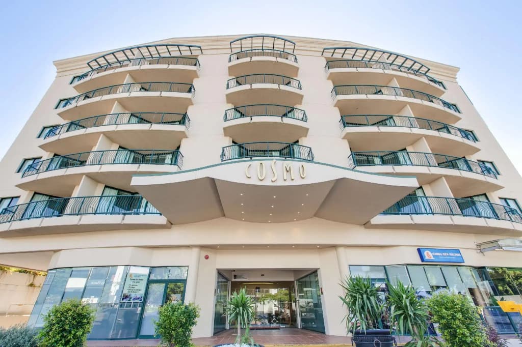 2 Bedrooms Single Apartment