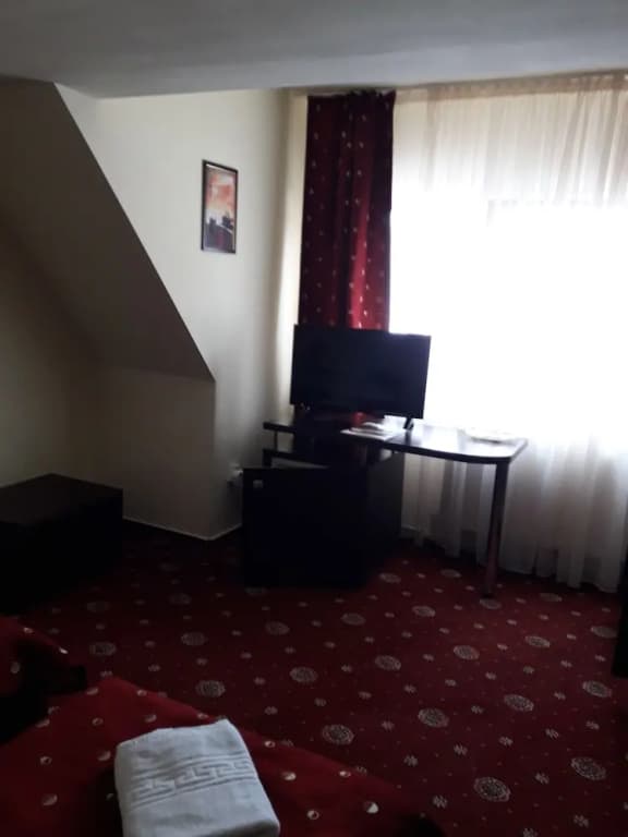 Economy Double room with view twin beds
